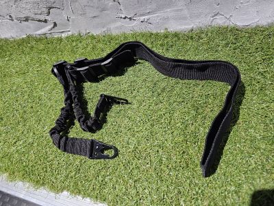 ZO Two Point Sling (Black)